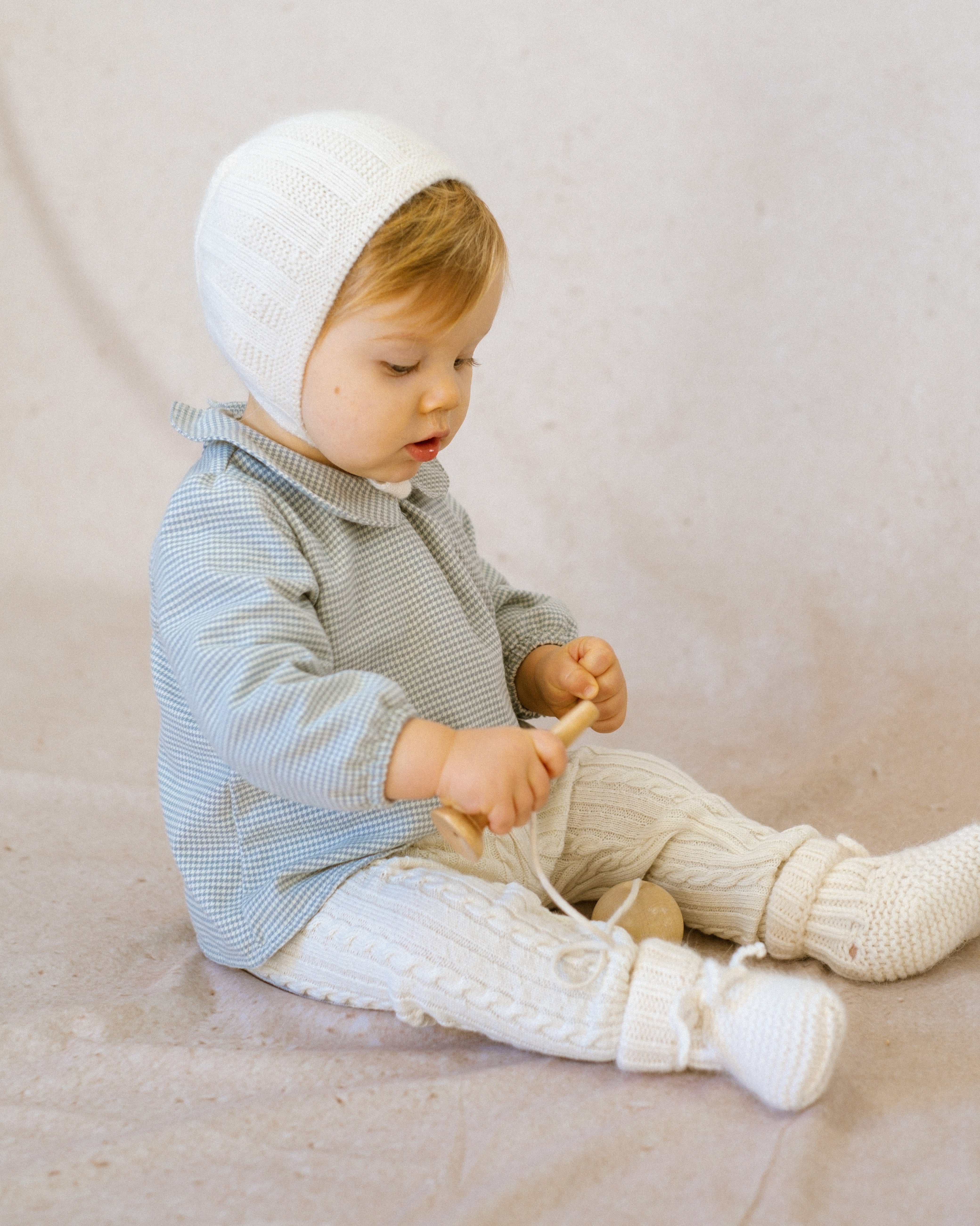 Béguin avec de la laine YSEE - Ivoire - tricoté en France