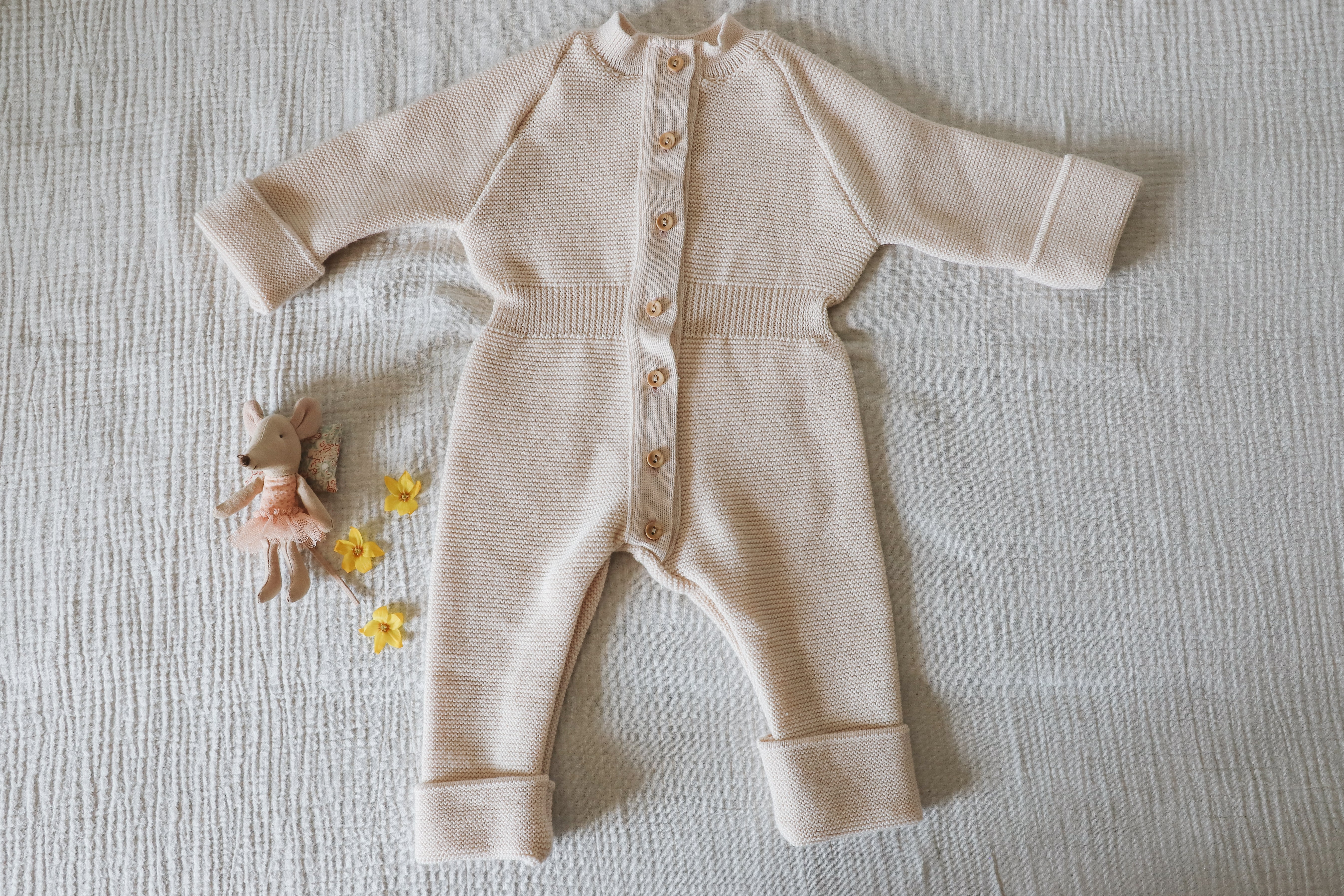 Combinaison bébé RÉTRO - Rose dragée - tricotée en France