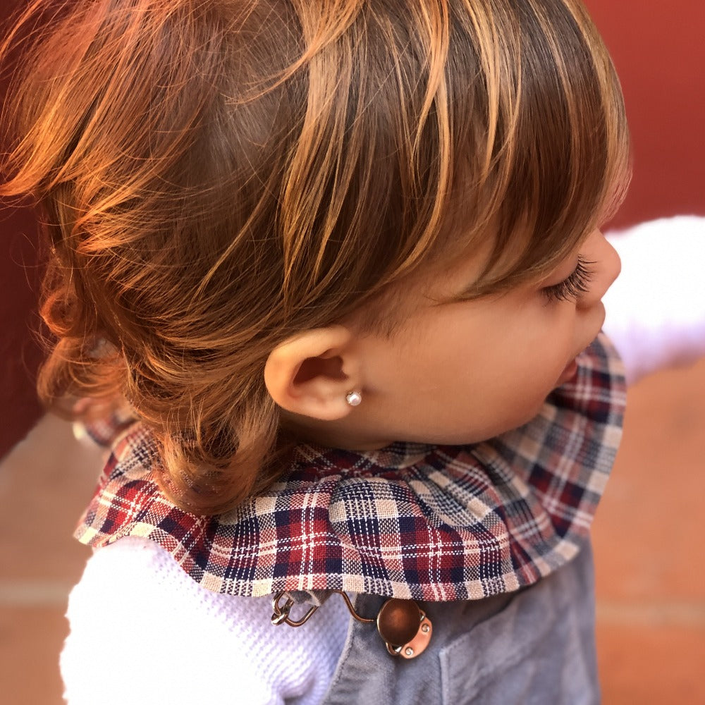 Col volanté écossais