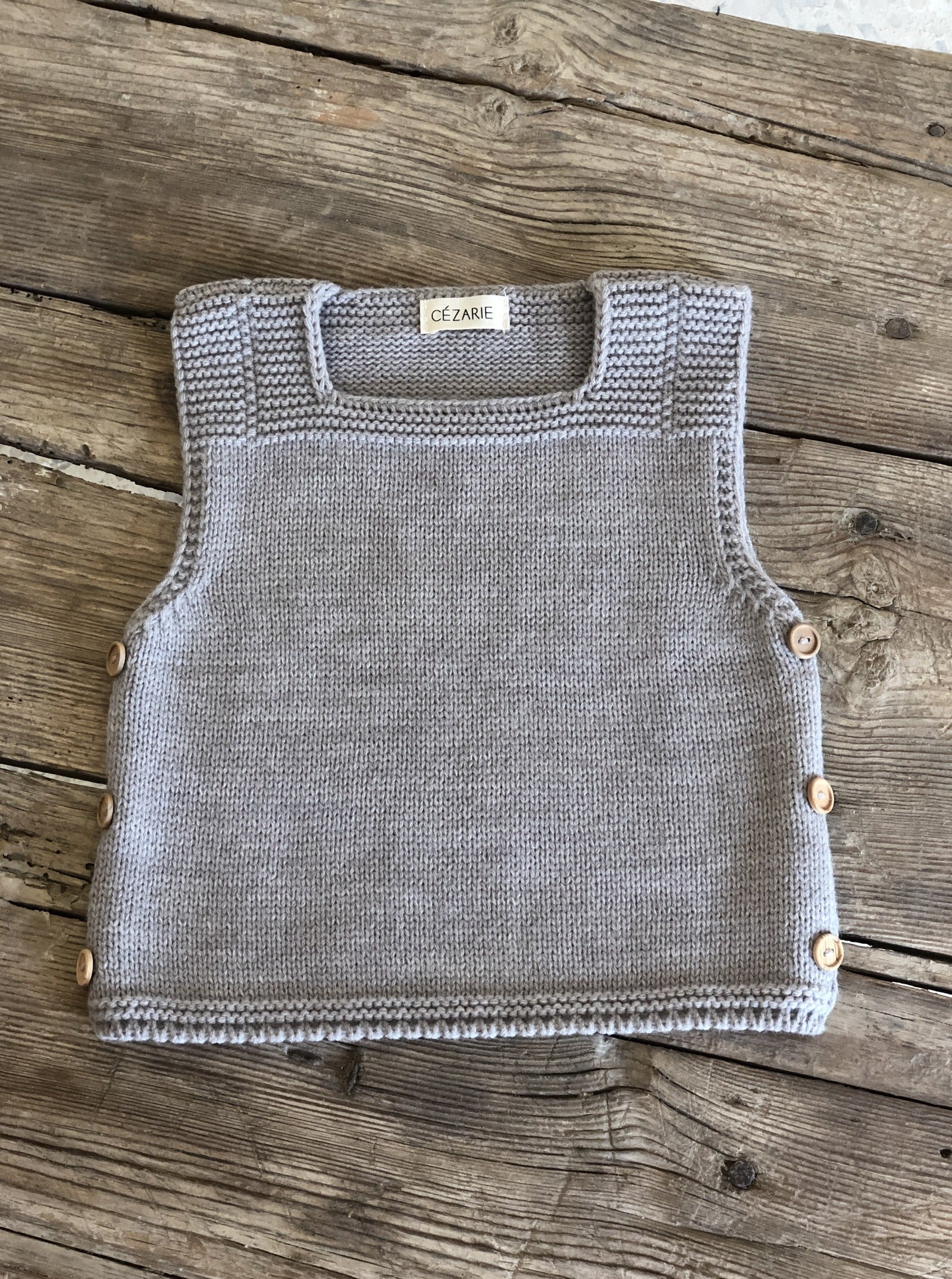 Pull sans manche MAX sable