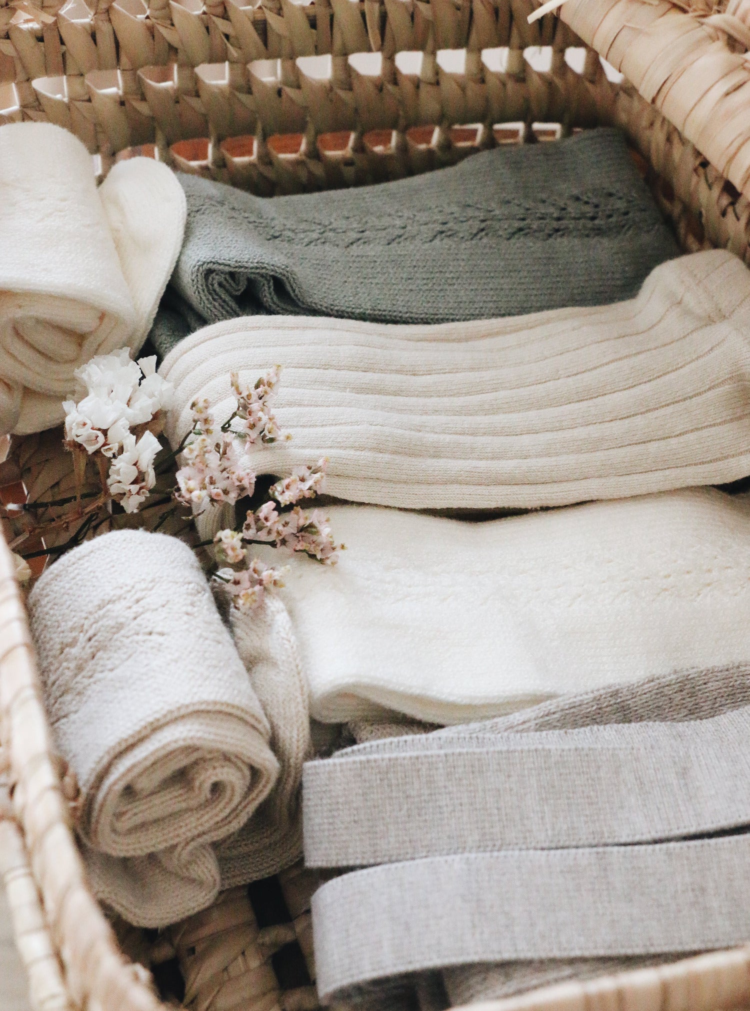 Chaussettes hautes ajourées couleur lin