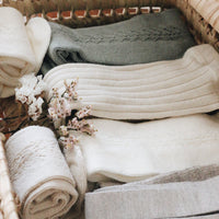 Chaussettes hautes ajourées crème